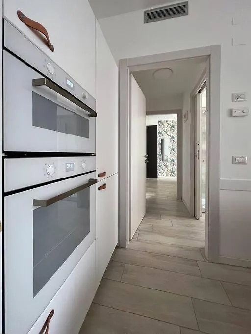 Zurigo 3 Lovely Apartment Milan Italy
